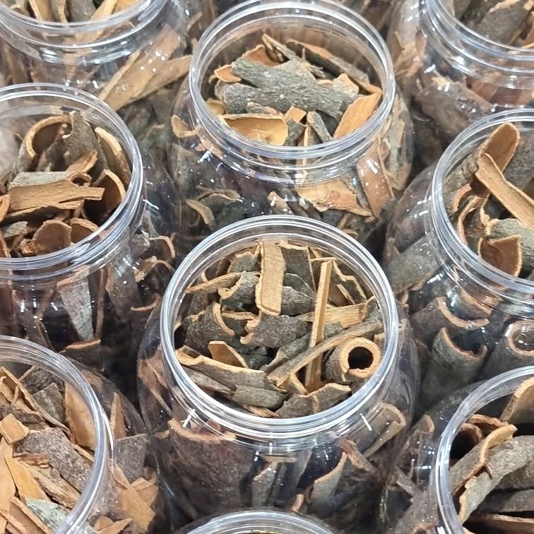 Cinnamon sticks