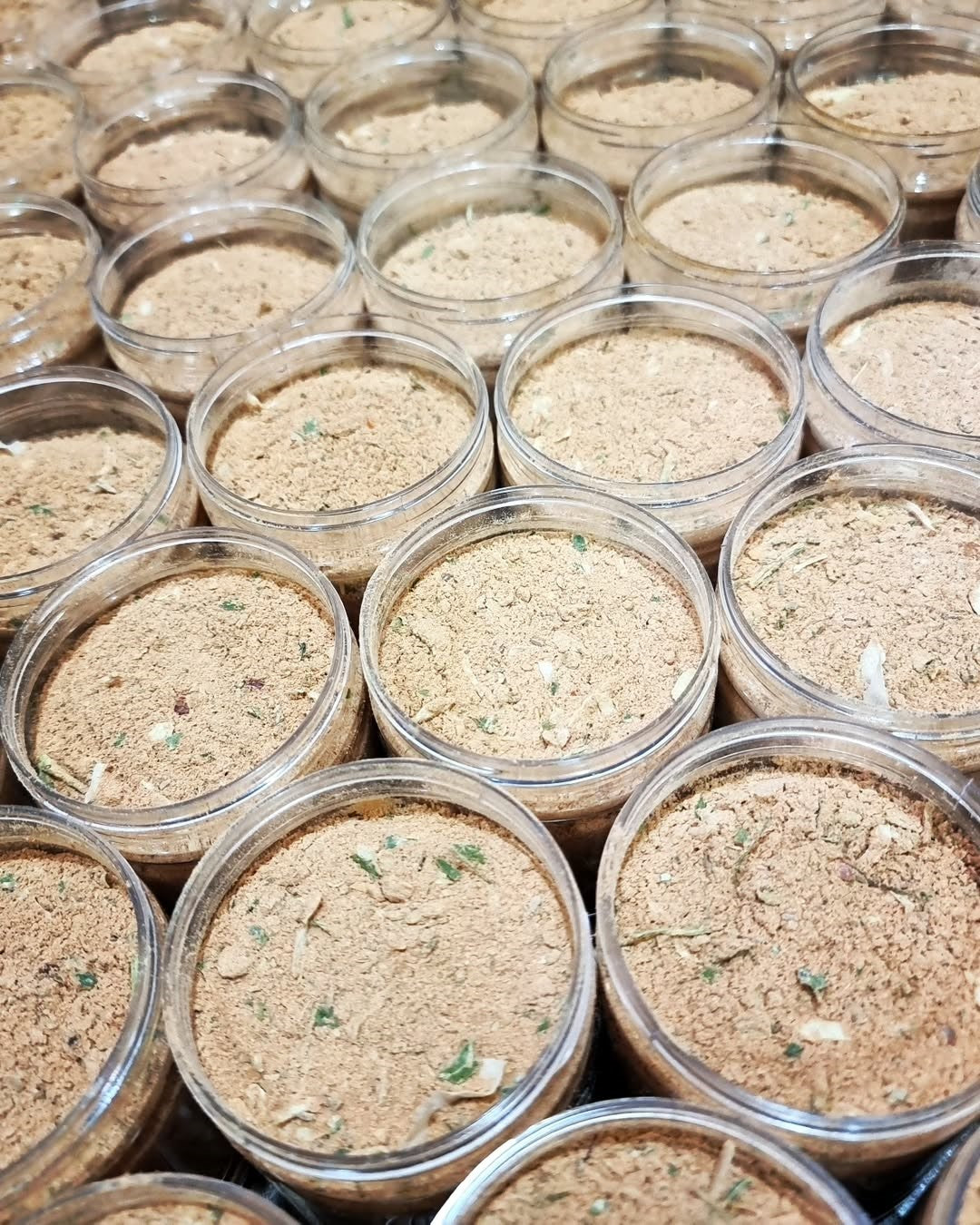 خليط الكزبرة والثوم والبصل والتوابل