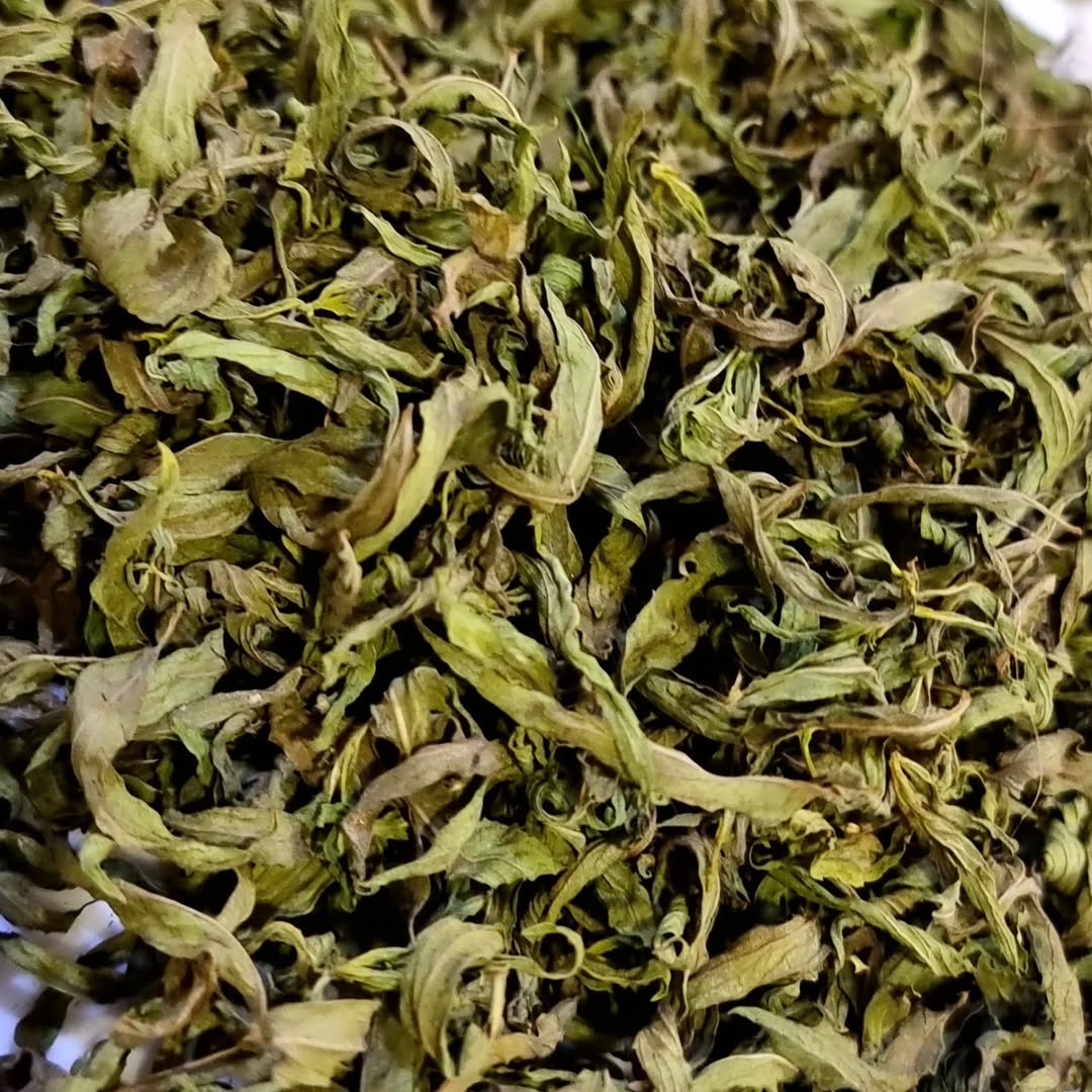 Dried basil Leafs Shefs