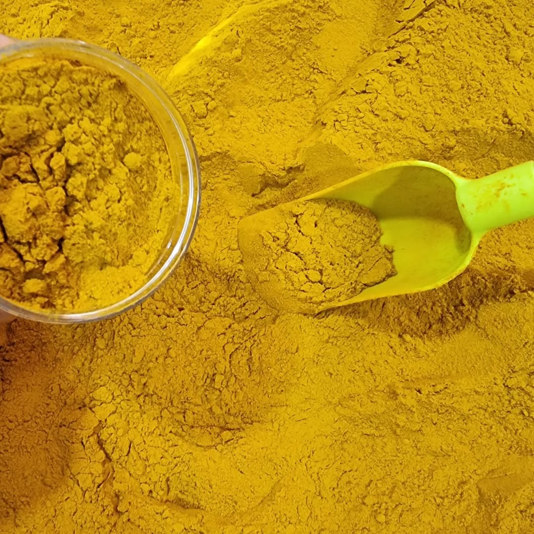 Ground turmeric