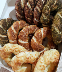 Simit (Turkish Sesame Bread Ring) Firin