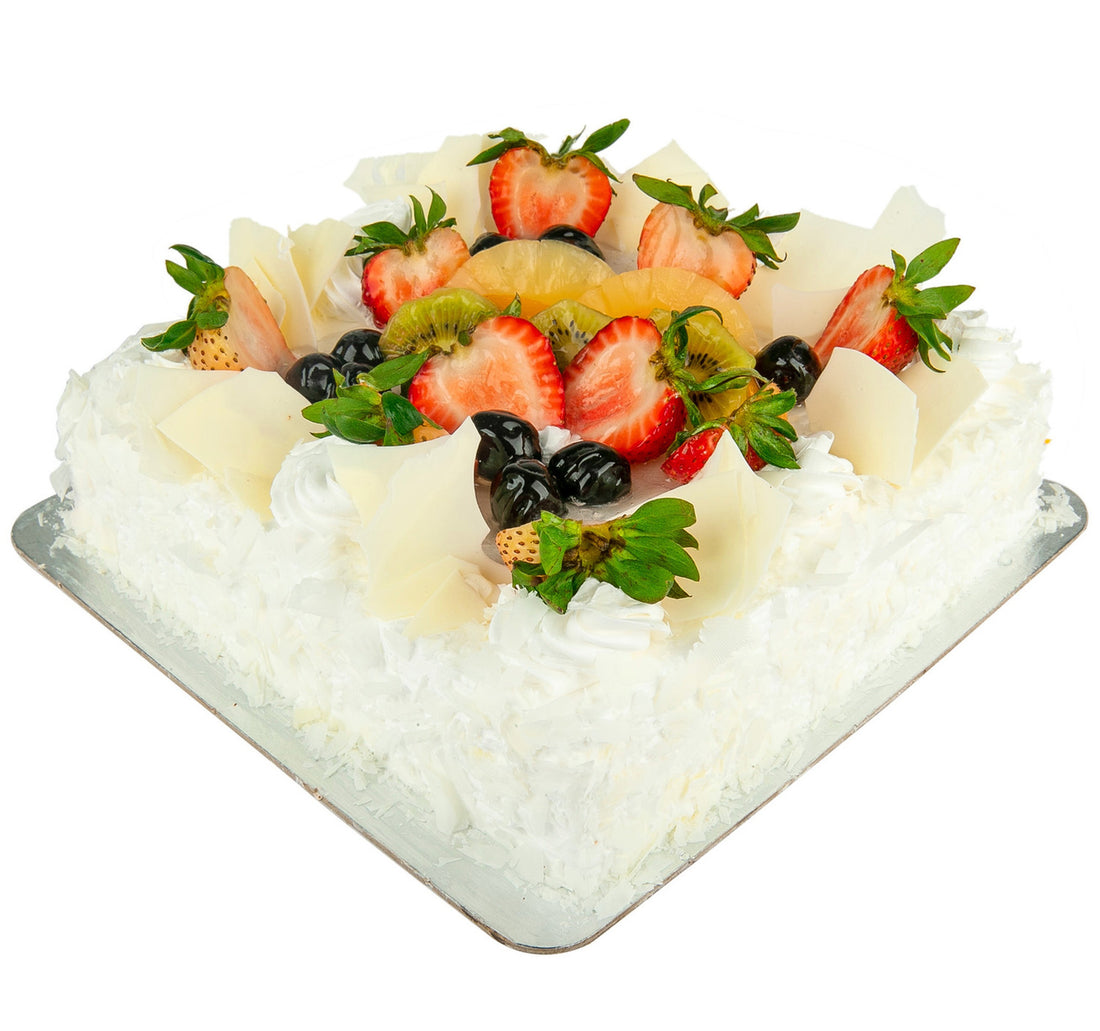 White Forest Fruit Cake Medium 1 kg