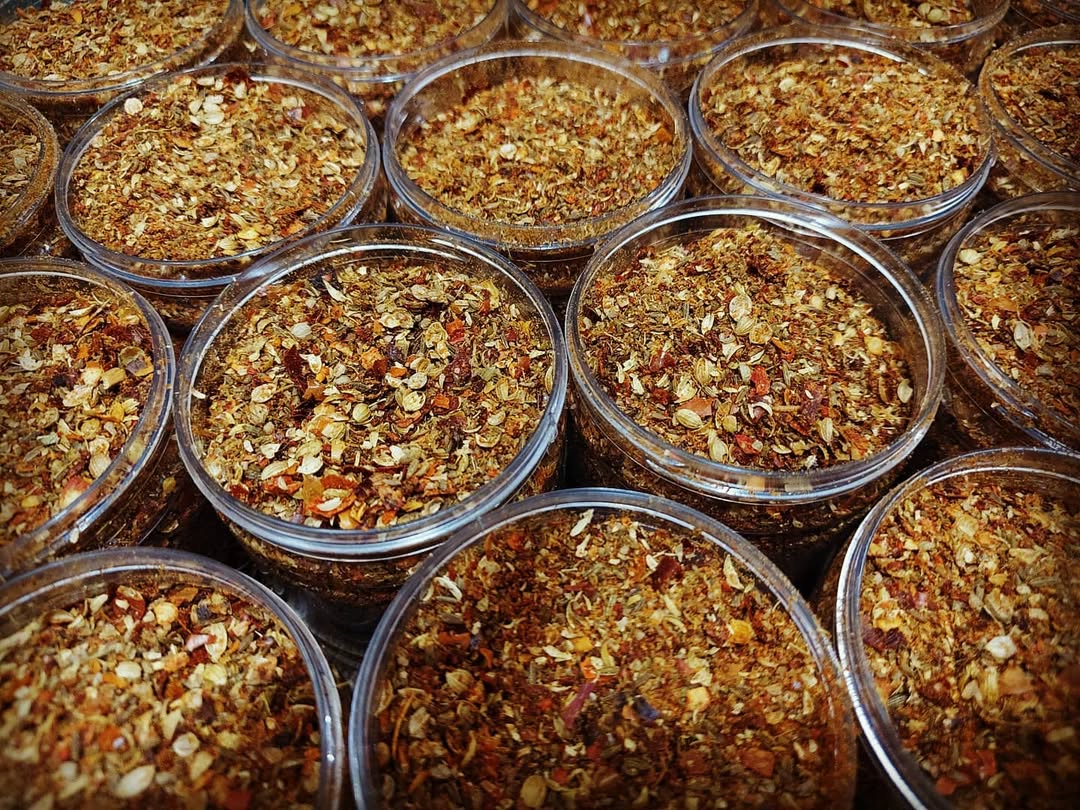 الكمون المطحون والكزبرة مع الفلفل