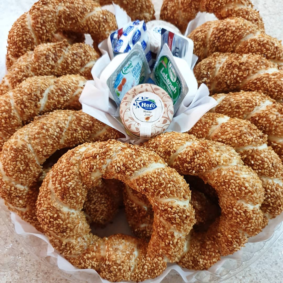 Simit (Turkish Sesame Bread Ring)