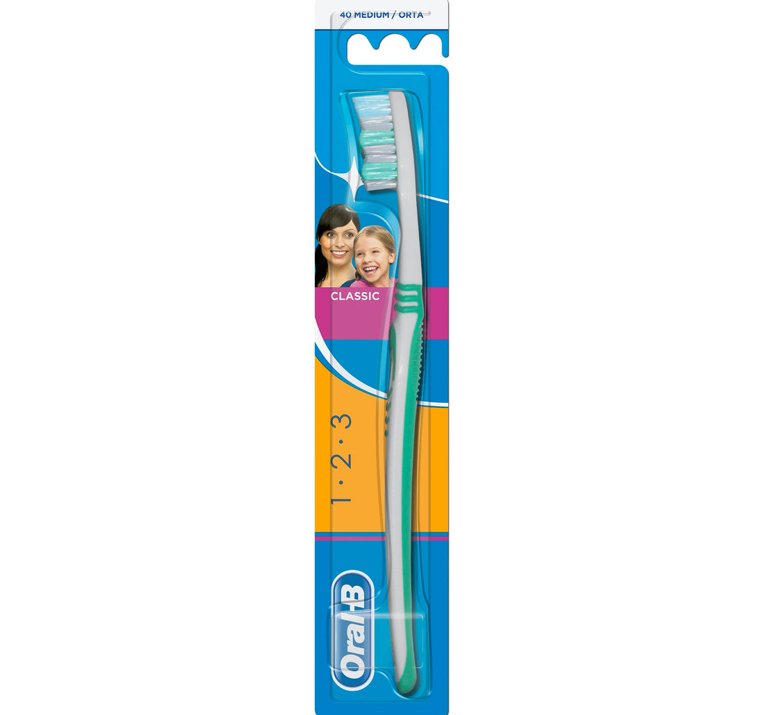Oral-B 123 Classic Toothbrush - Medium Assorted Colour 1 pc