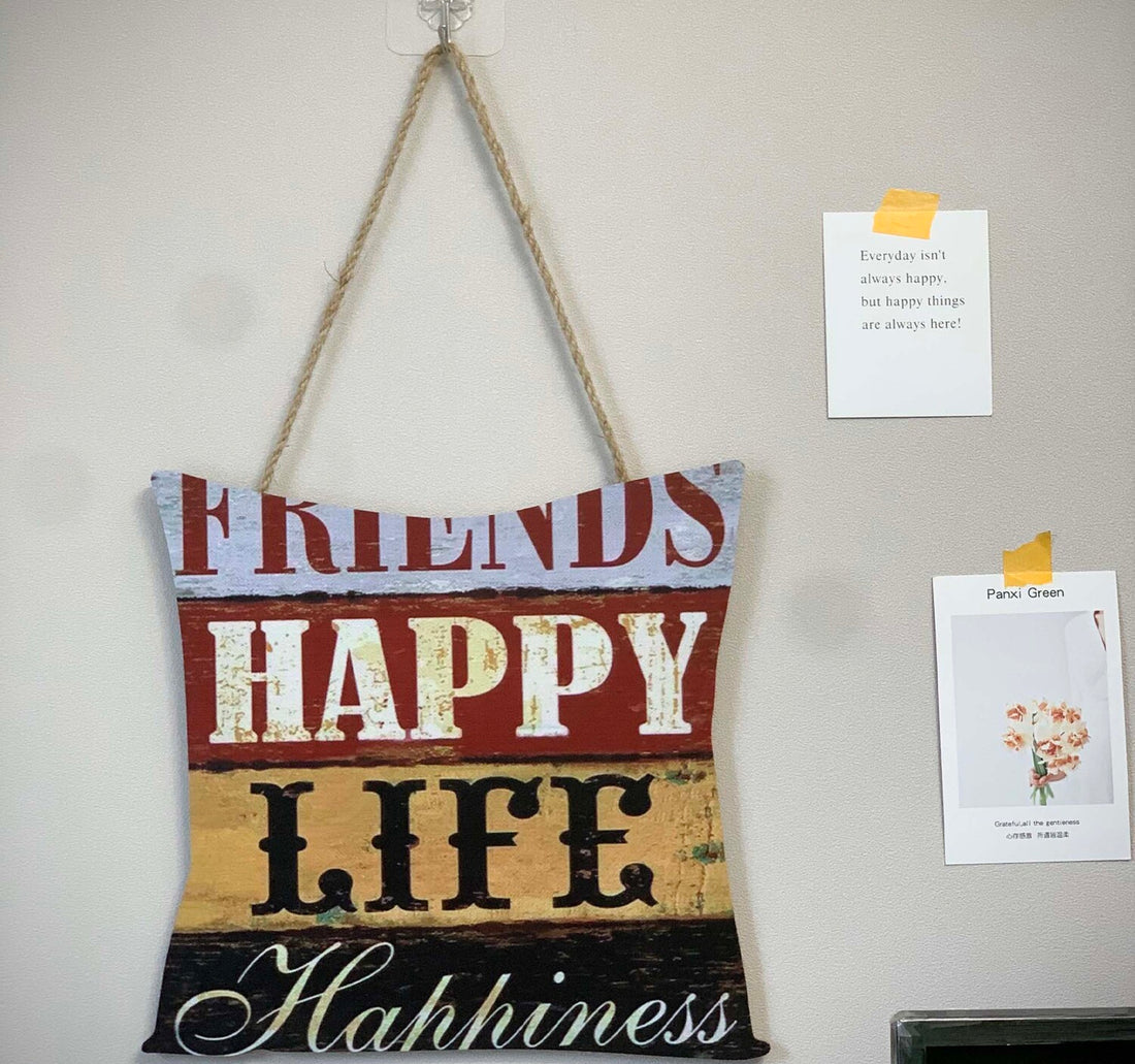 Maple Leaf Friends Happy Life Happiness Sign Wooden Pallet Wall Art Hanging Board, 30 x 28 cm, 20YX082