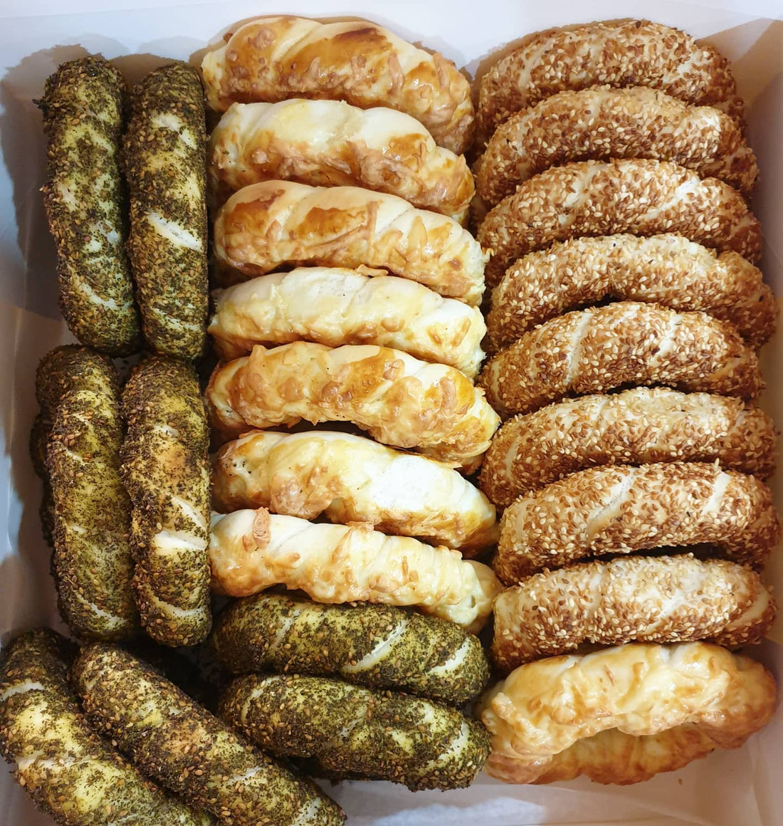 Assorted simit