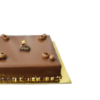 Specialty Cake Lily's Cupcake