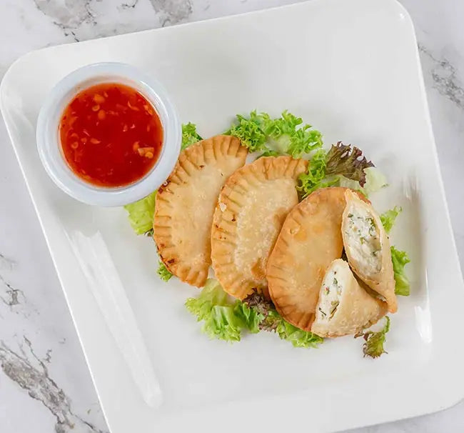 Fried Cheese Sambusek Lemon