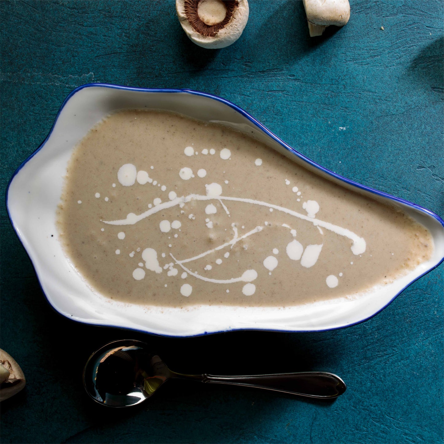 شوربة الفطر الكريمية