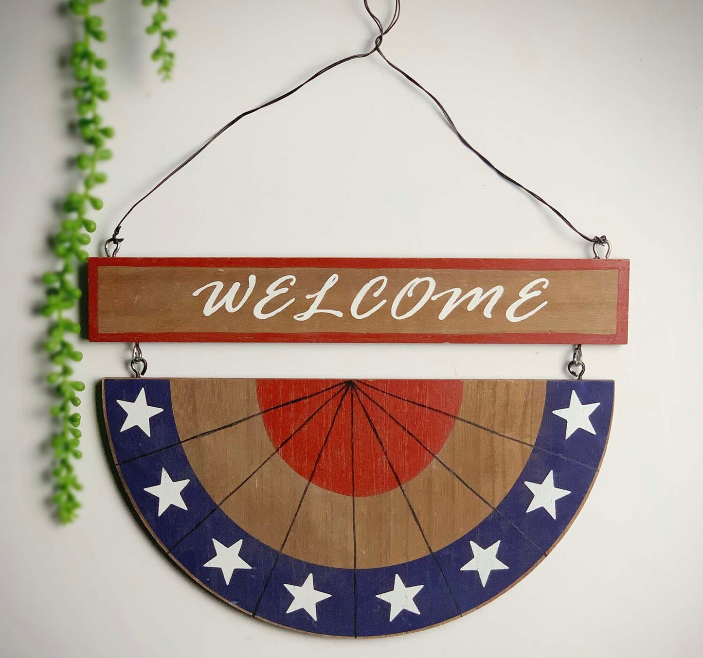 Maple Leaf Home Welcome Sign Wooden Wall Art Decor Hanging Board, 32 x 1 x 40 cm