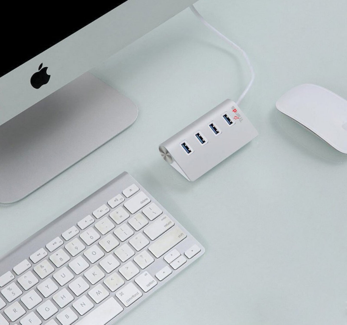 Trands 4 Port USB 3.0 External Metal Portable Hub Compatible with all Windows/Mac/Linux HB6880