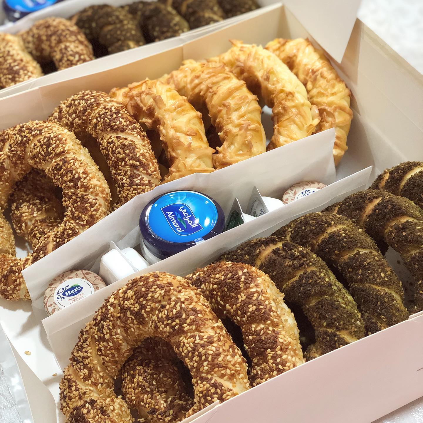 Simit (Turkish Sesame Bread Ring)