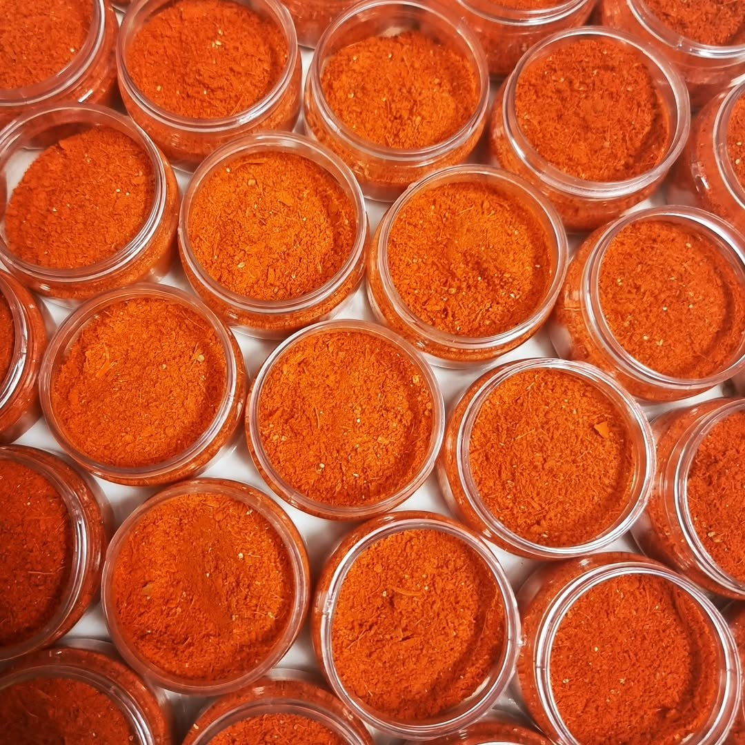 Cardamom and saffron Spice Mix