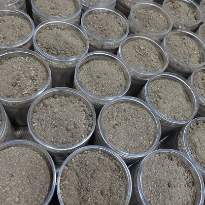 Ground black pepper
