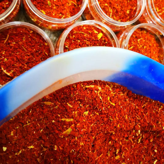 Cardamom and saffron with cloves Spice Mix