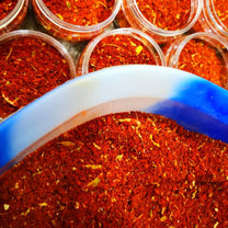 الهيل والزعفران مع القرنفل