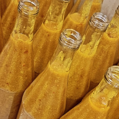 Yellow lemon sauce