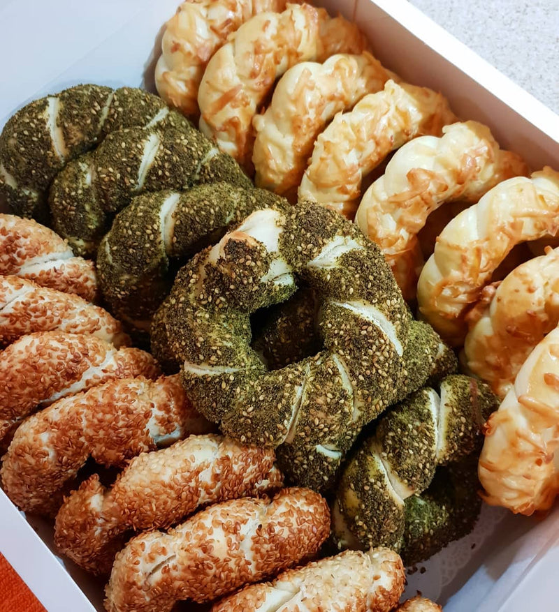 Simit (Turkish Sesame Bread Ring) Firin
