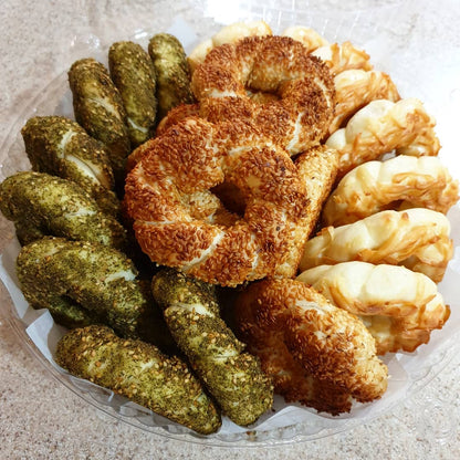 Simit (Turkish Sesame Bread Ring)