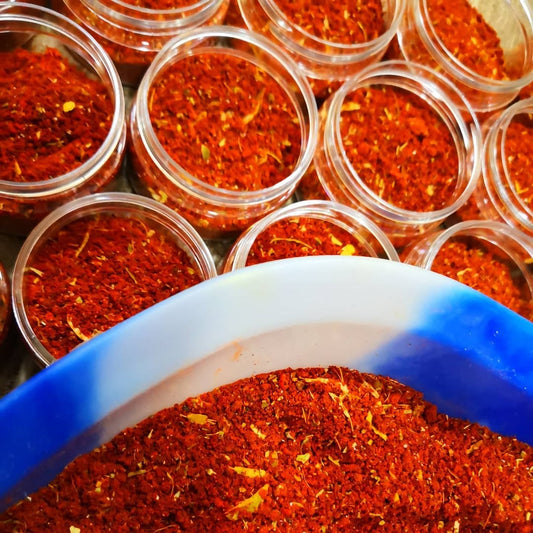 Cardamom and saffron with cloves Spice Mix