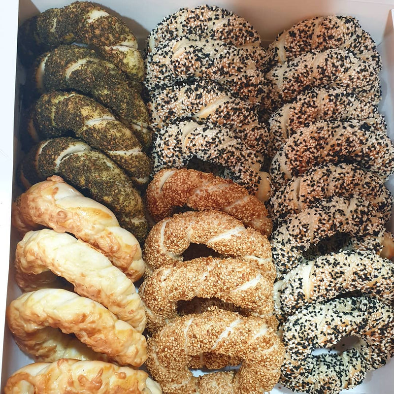 Simit (Turkish Sesame Bread Ring) Firin