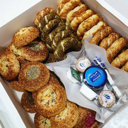Simit (Turkish Sesame Bread Ring)