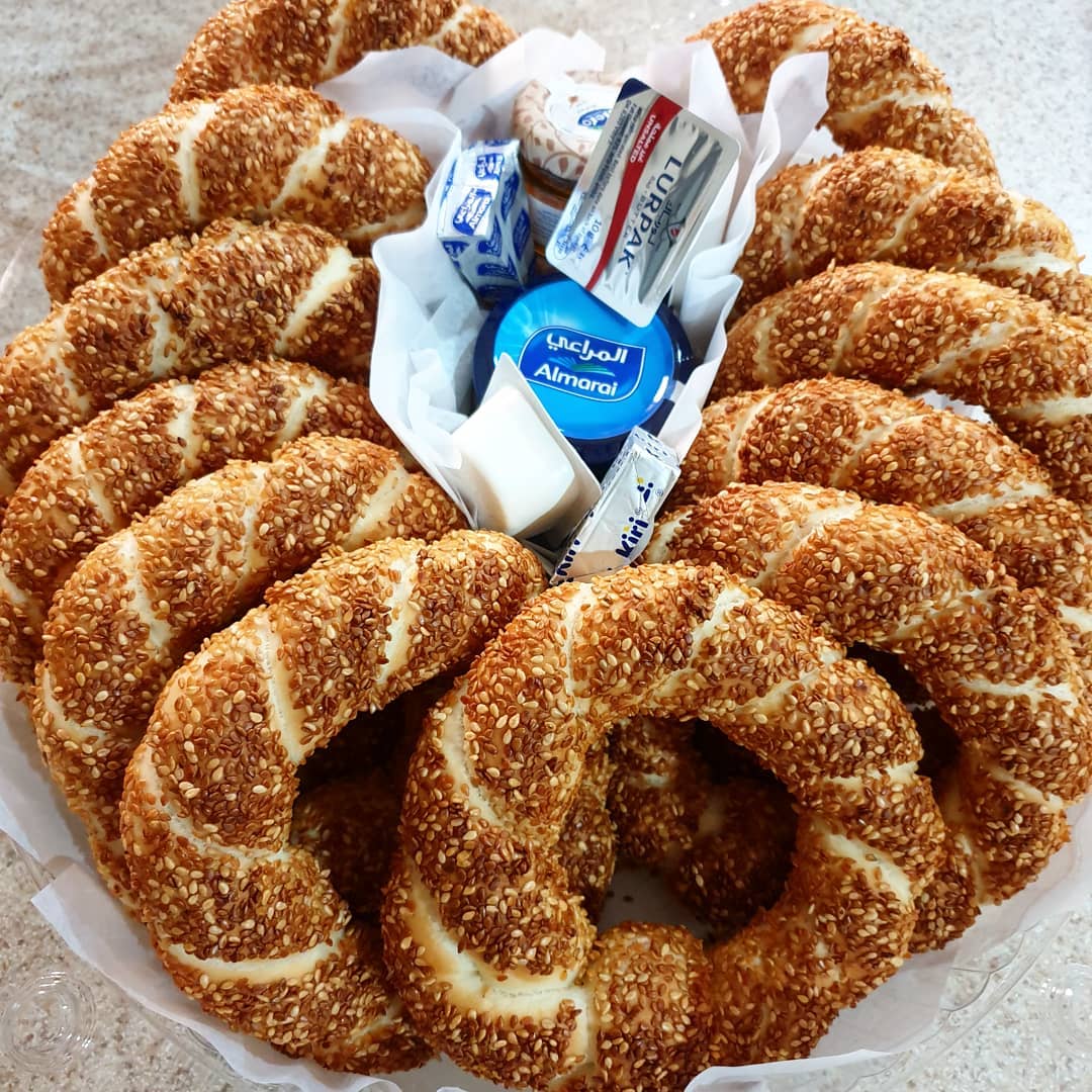 Simit (Turkish Sesame Bread Ring)