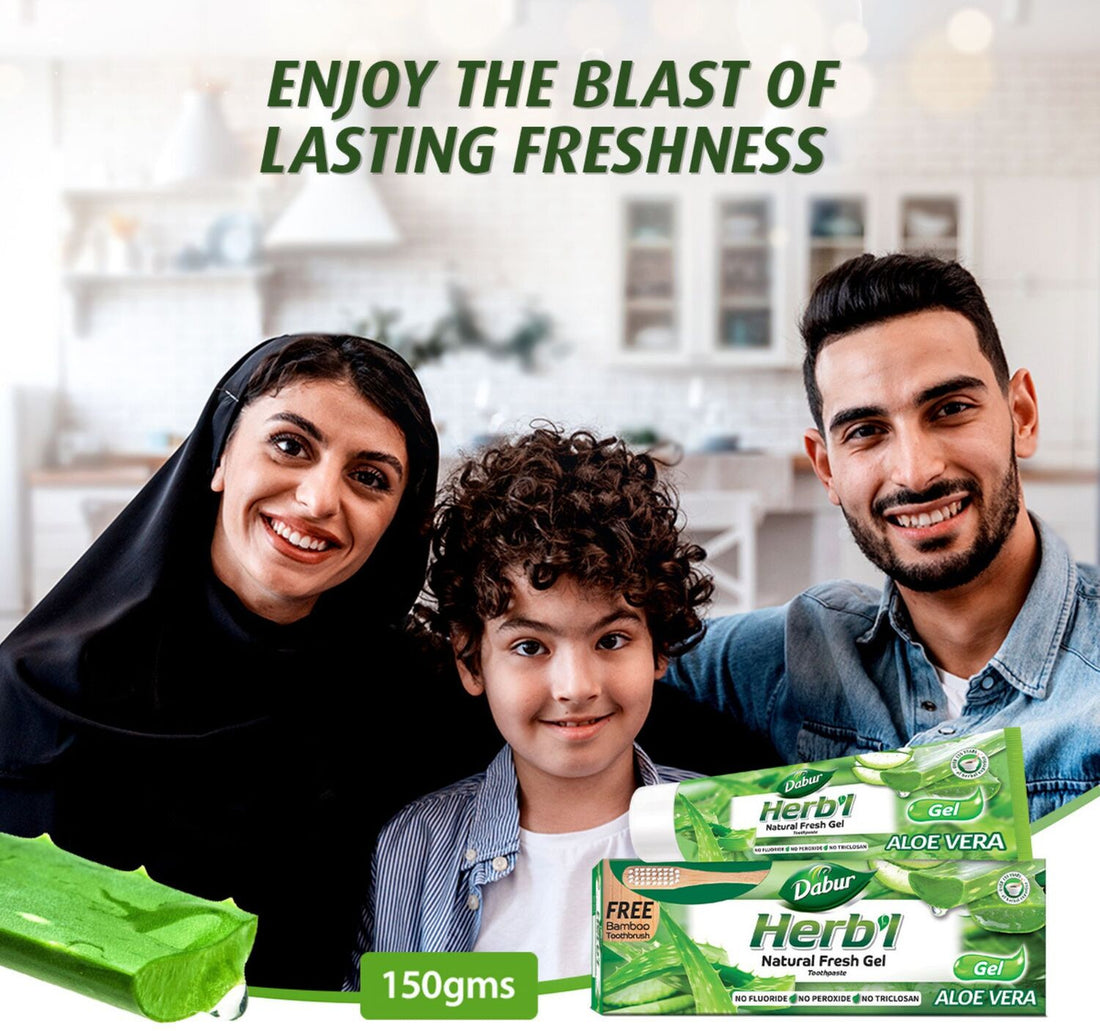 Dabur Herbal Aloe Vera Toothpaste 150 g + Toothbrush