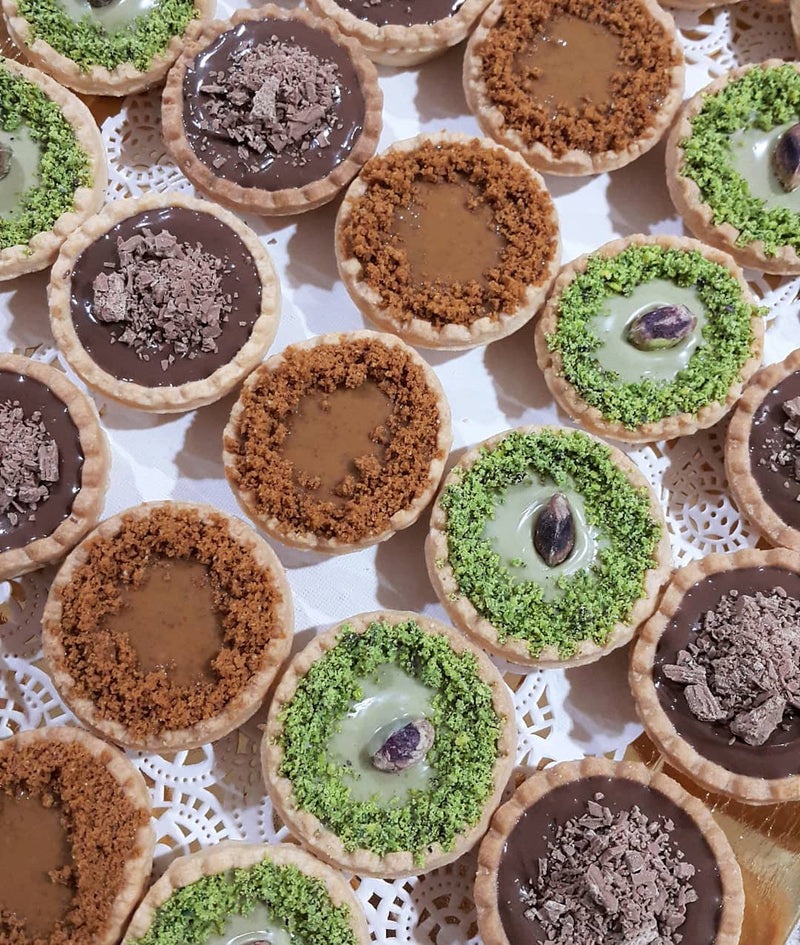 Chocolate Cheesecake Tart with Lotus Firin