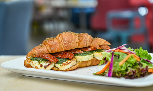 Halloumi Croissant Lemon