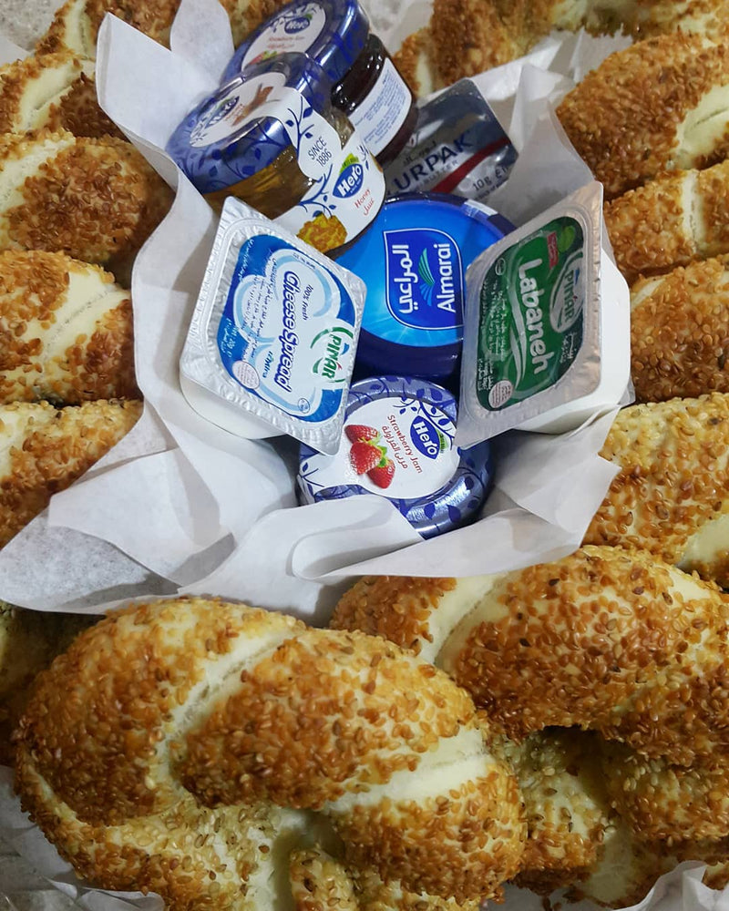 Simit (Turkish Sesame Bread Ring) Firin