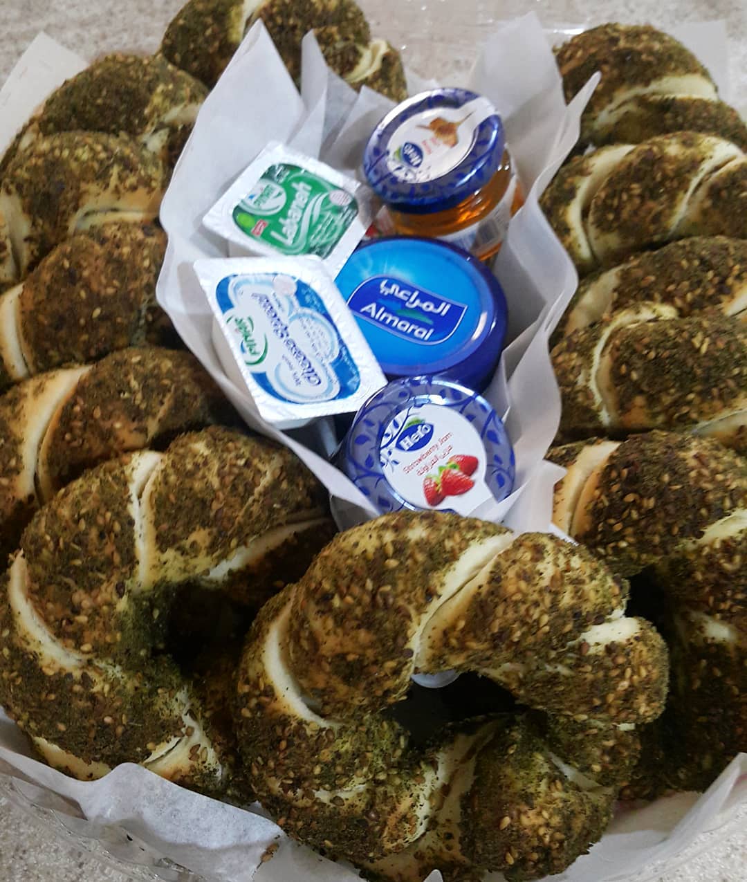 Simit (Turkish Sesame Bread Ring)