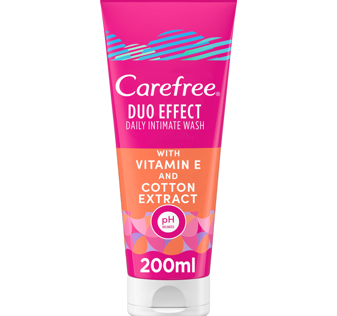 Carefree Daily Intimate Wash Duo Effect with Vitamin E and Cotton Extract 200 ml