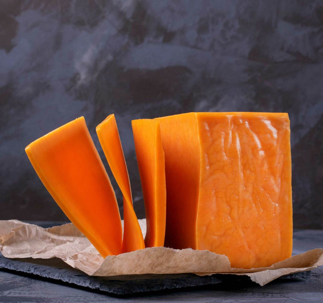 English Mild Cheddar Cheese Red 300 g