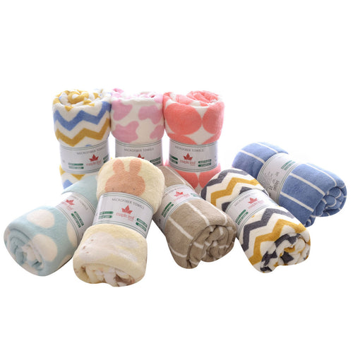 Maple Leaf Bath Towel Microfiber 70x140cm Assorted per pc