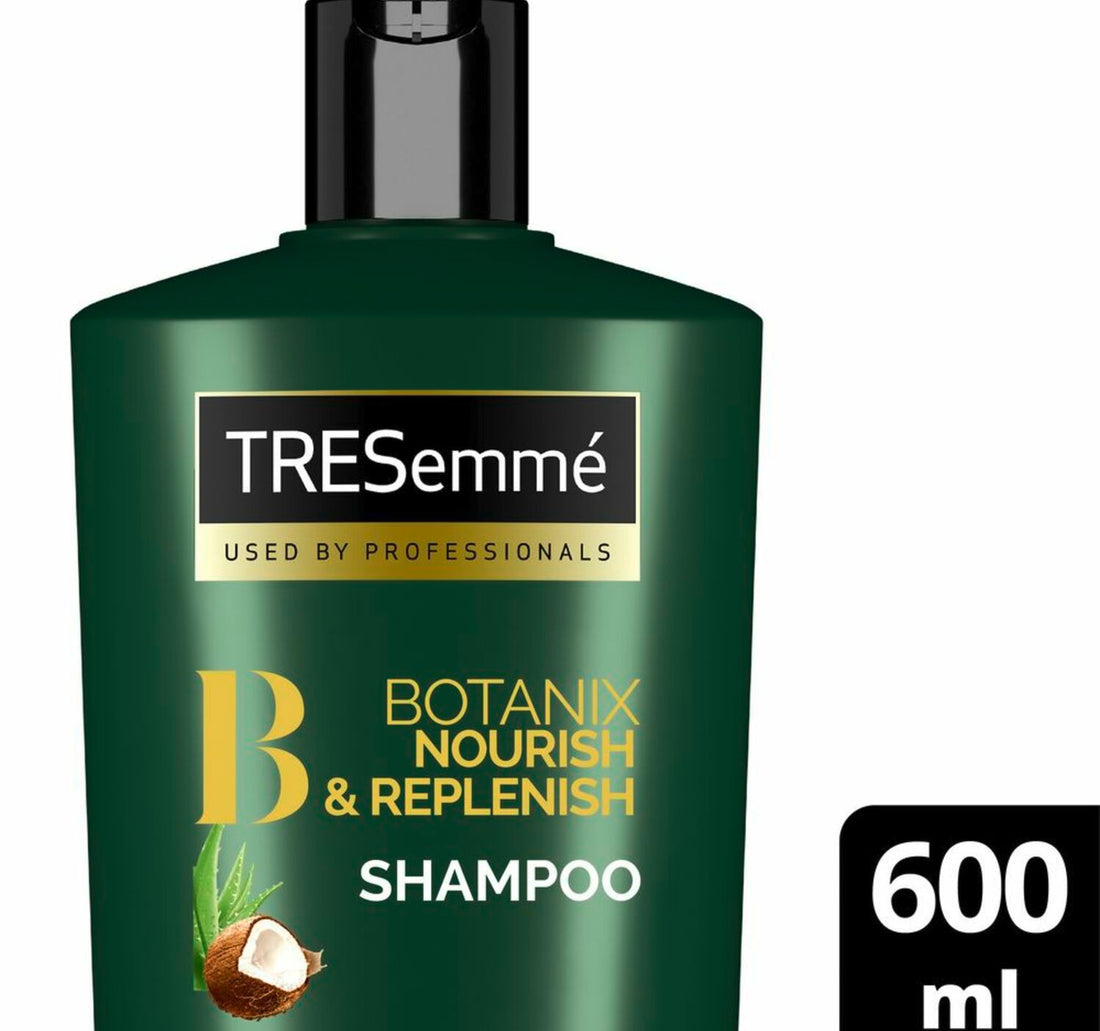 شامبو بوتانيكس الطبيعي المغذي والمجدد من تريزيمي بحليب جوز الهند والصبار للشعر الجاف 600 مل